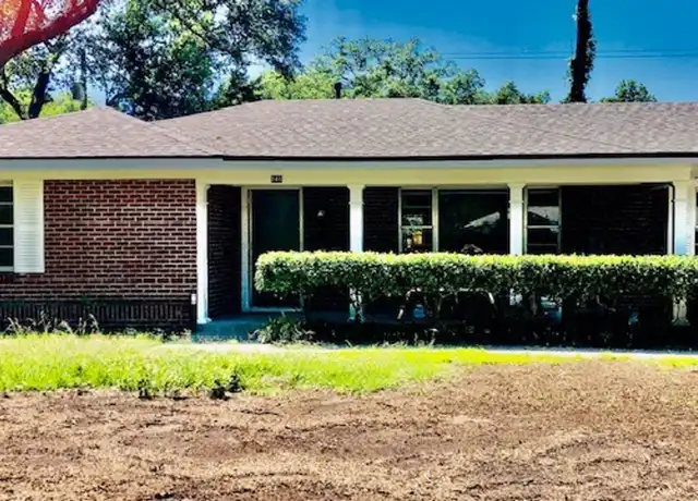 Property at 141 Lynn Ave, Shreveport, LA, 71105, 4 beds, 3 baths, [object Object]