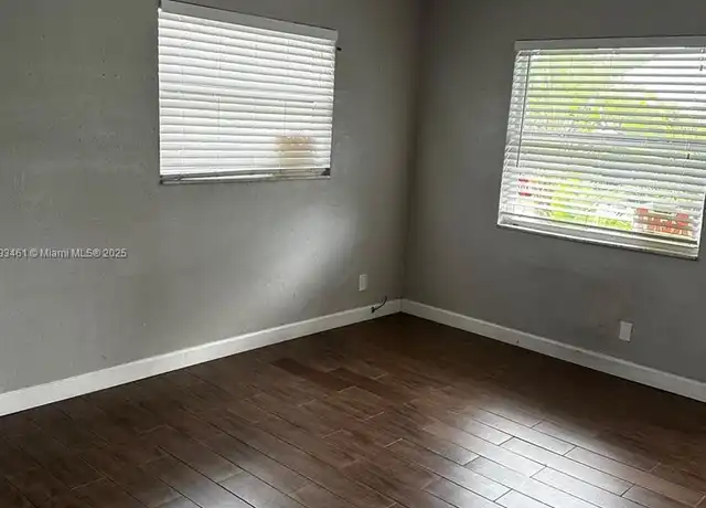 Property at 2201 Miami Rd Unit 5, Fort Lauderdale, FL, 33316, 1 bed, 1 bath, [object Object]