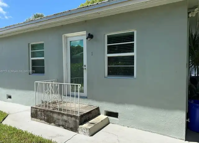 Property at 223 S J St #1, Lake Worth, FL, 33460, 1 bed, 1 bath, [object Object]