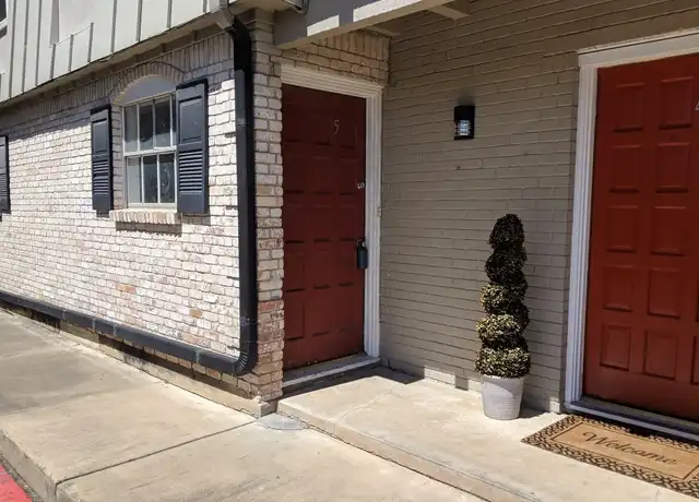 Property at 7914 Mullen Dr #105, Austin, TX, 78757, 2 beds, 1 bath, [object Object]