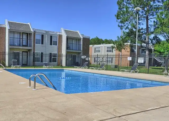 Property at Regency Woods - 4800 Long Ave, Pascagoula, MS, 39581, 1-3 bed, 1-2 bath, [object Object]