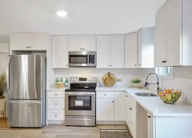 Property at 2725 Nipomo Ave Unit A, Long Beach, CA, 90815, 1 bed, 1 bath, [object Object]