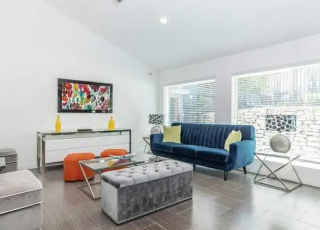 Property at 5111 Glen Ridge Dr Unit 1213, San Antonio, TX, 78229, 1 bed, 1 bath, [object Object]