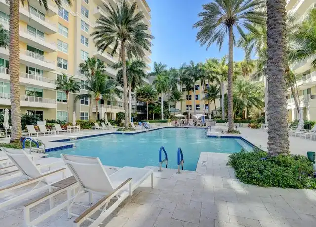 Property at 700 E Boynton Beach Blvd #208, Boynton Beach, FL, 33435, 3 beds, 2 baths, [object Object]