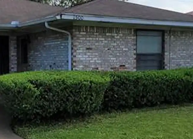Property at 1500 Blackwell Dr, Irving, TX, 75061, 2 beds, 1.5 baths, [object Object]