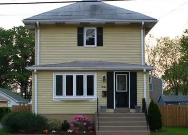 Property at 1027 Fairview Rd, Swarthmore, PA, 19081, 3 beds, 1.5 baths, [object Object]