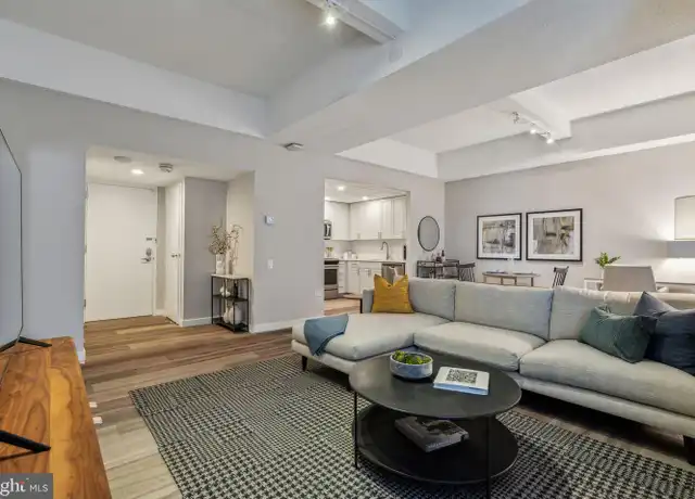 Property at 875 Sansom St Unit 728, Philadelphia, PA, 19107, 2 beds, 1 bath, [object Object]