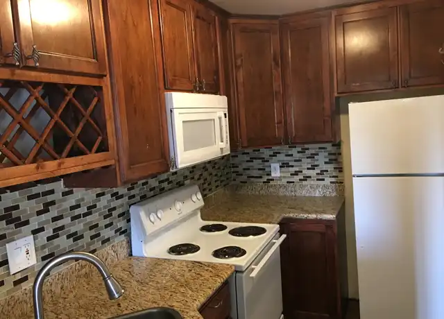 Property at 3238 Ashford St Unit P, San Diego, CA, 92111, 1 bed, 1 bath, [object Object]