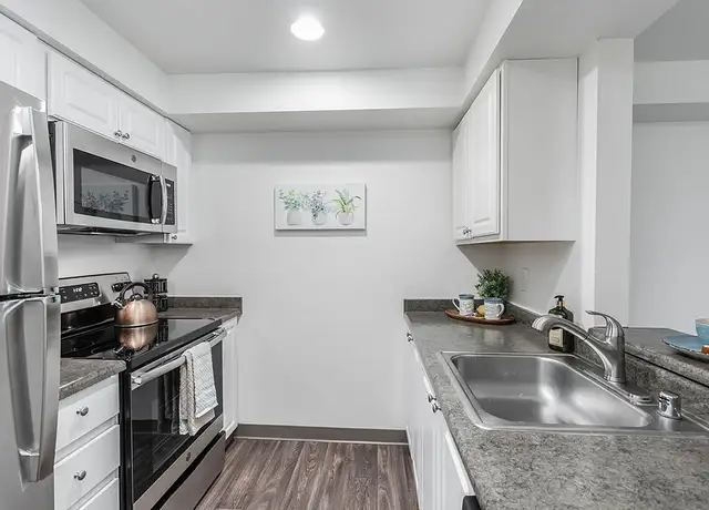 Photo of 17620 80th Ave NE, Kenmore, WA 98028