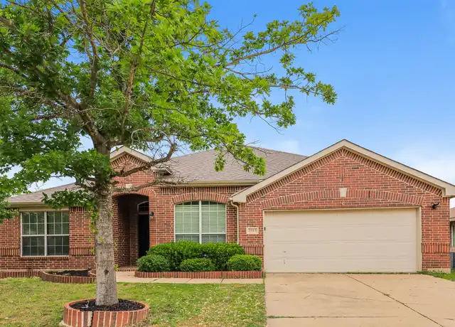 Property at 2013 Preston Trl, Forney, TX, 75126, 4 beds, 2 baths, [object Object]