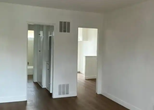 Property at 4722 August St, Los Angeles, CA, 90008, 1 bed, 1 bath, [object Object]