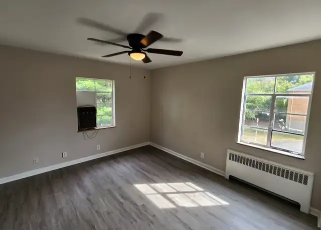 Property at 850 Overlook Ave Unit 4, Cincinnati, OH, 45238, 1 bed, 1 bath, [object Object]