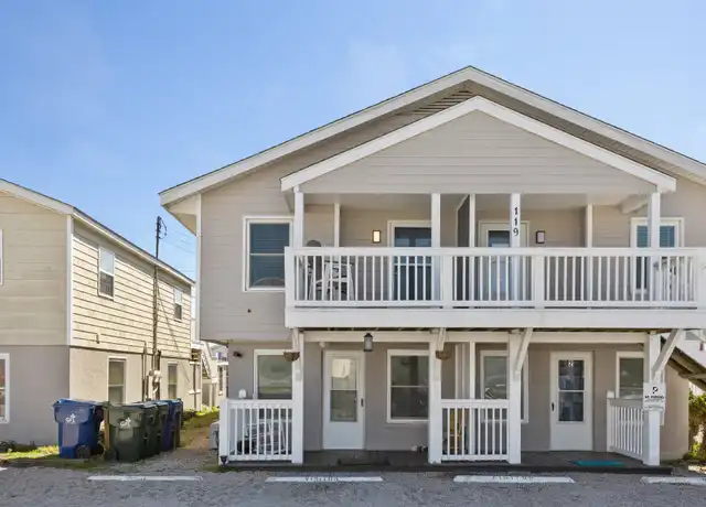 Property at 4 W Bogue Blvd, Atlantic Beach, NC, 28512, 2 beds, 1 bath, [object Object]