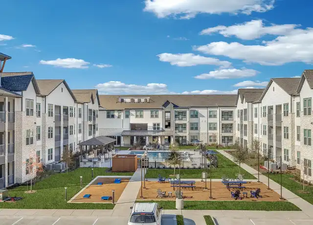 Property at FarmHouse121 - 3320 Sam Rayburn Hwy, Melissa, TX, 75454, 1-2 bed, 1-2 bath, [object Object]
