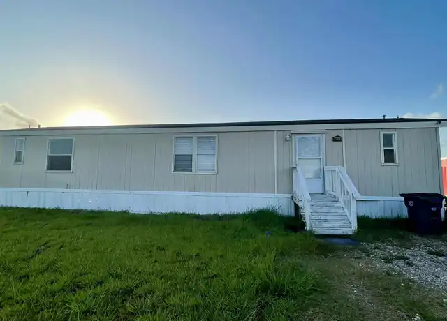 Property at 8810 Los Robles Ave, Alvin, TX, 77511, 2 beds, 2 baths, [object Object]