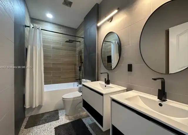 Property at 8042 NW 114th Pl Unit 8042, Medley, FL, 33178, 3 beds, 2.5 baths, [object Object]