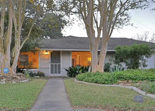 Property at 3313 Westridge St, Houston, TX, 77025, 2 beds, 1.5 baths, [object Object]