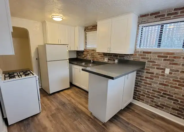 Property at 1026 E Polk St Unit 1/2, Phoenix, AZ, 85006, 1 bed, 1 bath, [object Object]