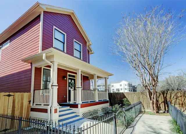 Property at 1047 W 16th St, Houston, TX, 77008, 3 beds, 2.5 baths, [object Object]