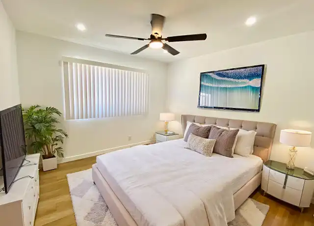 Property at 144 S Westmoreland Ave Unit 7, Los Angeles, CA, 90004, 1 bed, 1 bath, [object Object]