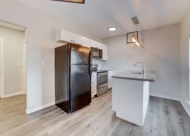 Property at 3515 E King Pl Unit B, Tulsa, OK, 74115, 1 bed, 1 bath, [object Object]