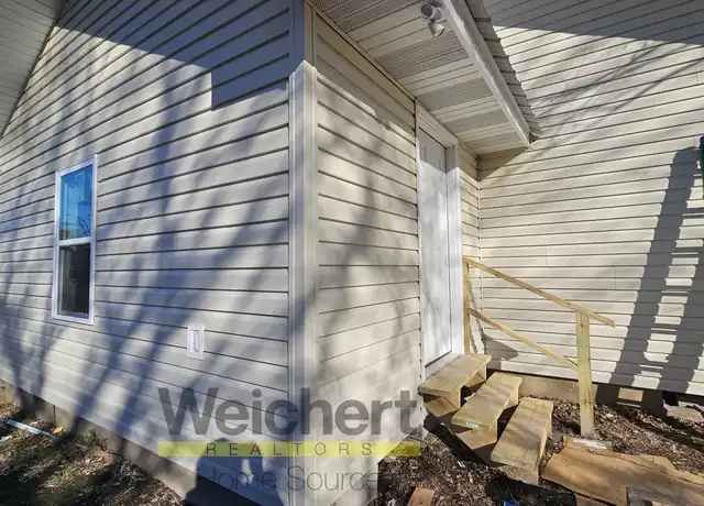 Property at 708 S 3rd St Unit B, Paragould, AR, 72450, 3 beds, 1 bath, [object Object]