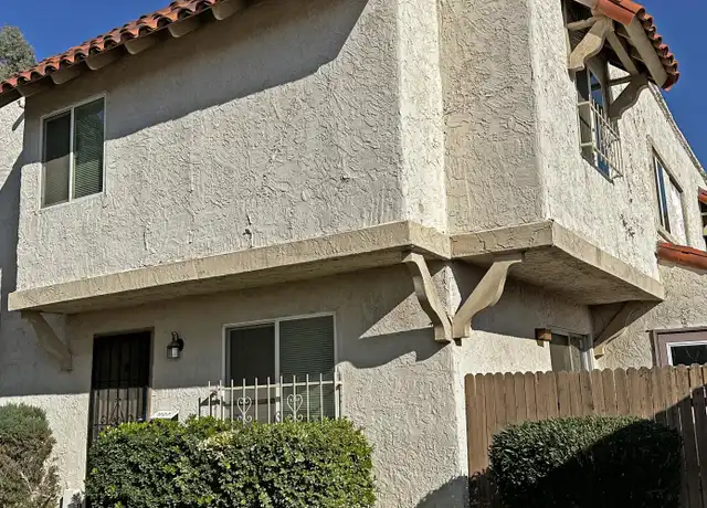 Property at 1227 E Lawrence Ln, Phoenix, AZ, 85020, 3 beds, 1.5 baths, [object Object]