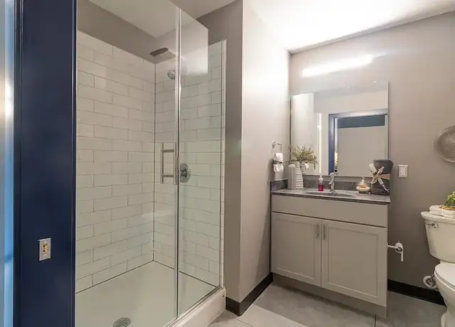 Photo of 1815 Locust St, Saint Louis, MO 63103