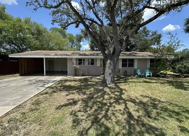 Property at 1706 Hibiscus Ave, McAllen, TX, 78501, 3 beds, 2.5 baths, [object Object]