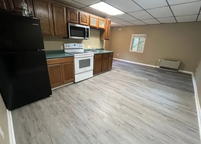 Property at 16 Drummond Ave Unit 3B, Waterville, ME, 04901, 1 bed, 1 bath, [object Object]