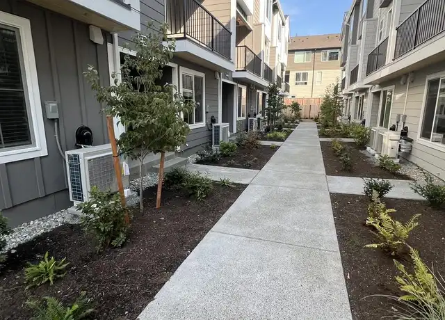 Property at 13730 Manor Way Unit E4, Lynnwood, WA, 98087, 3 beds, 3.5 baths, [object Object]