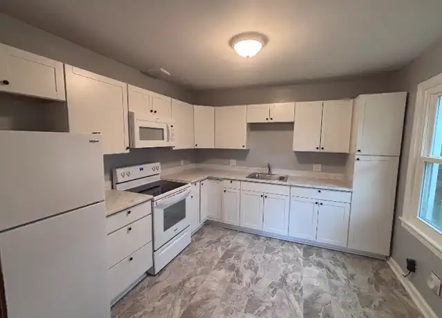 Property at 126 McGavock Pike Unit B, Nashville, TN, 37214, 1 bed, 1 bath, [object Object]