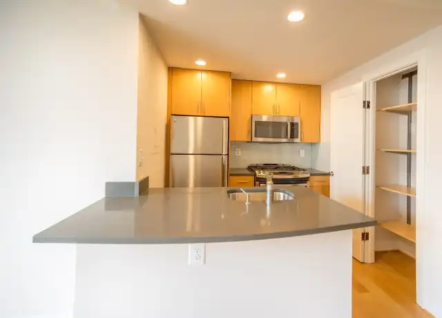 Property at 1112 M St NW Unit 0313, Washington, DC, 20005, 1 bed, 1 bath, [object Object]