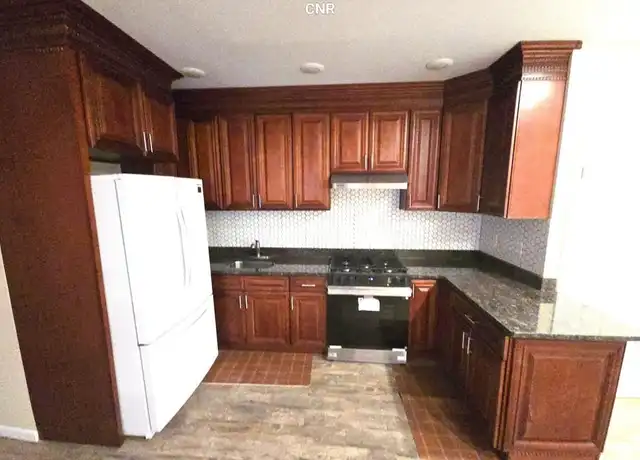 Property at 226 E 54th St, Brooklyn, NY, 11203, 5 beds, 2 baths, [object Object]