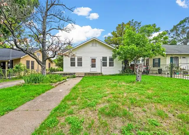 Property at 520 Brooks Ave, Dallas, TX, 75208, 3 beds, 2 baths, [object Object]