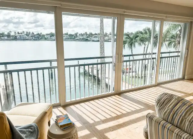 Property at 2800 Gulf Shore Blvd N #209, Naples, FL, 34103, 2 beds, 2 baths, [object Object]