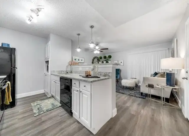 Property at Biltmore - 2300 Misty Ridge Cir, Arlington, TX, 76011, 2 beds, 1 bath, [object Object]