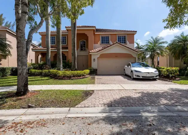 Property at 665 Nandina Dr #665, Weston, FL, 33327, 5 beds, 4 baths, [object Object]