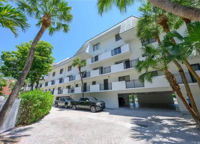 Property at 6901 Edgewater Dr #328, Coral Gables, FL, 33133, 2 beds, 2.5 baths, [object Object]