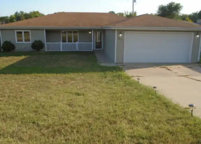 Property at 211 William Dr, Ogden, KS, 66517, 3 beds, 2 baths, [object Object]