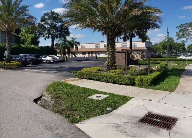 Property at 4100 NW 16th Ave Unit 18, Oakland Park, FL, 33309, 2 beds, 1.5 baths, [object Object]