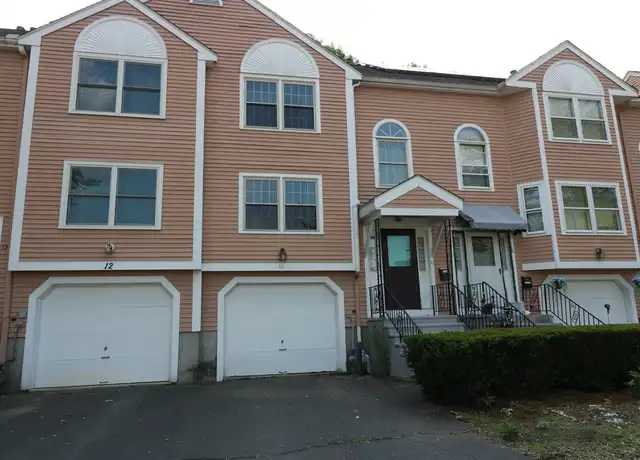 Property at 10 Samoset Rd Unit 10, Worcester, MA, 01604, 2 beds, 1.5 baths, [object Object]