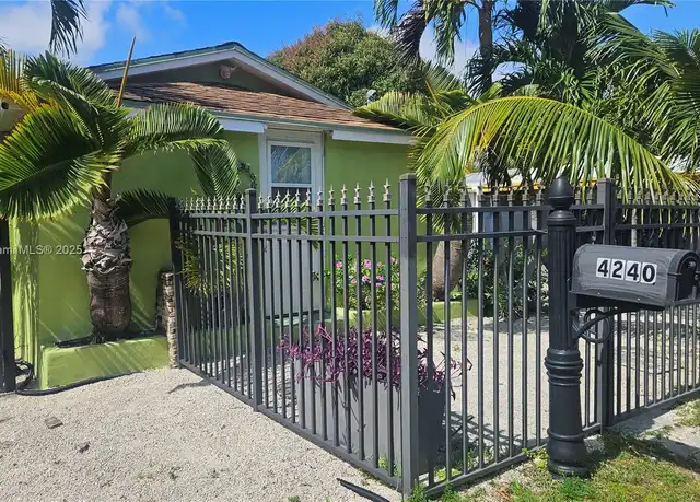 Property at 4240 NE 8th Ave Unit 1, Oakland Park, FL, 33334, 1 bed, 1 bath, [object Object]
