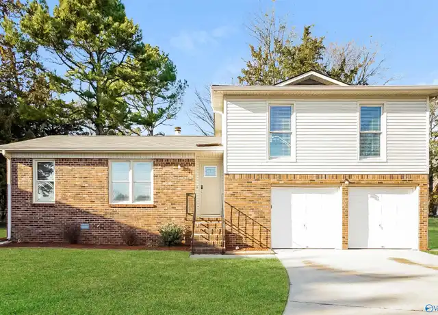 Property at 3700 Gardenside Dr NW, Huntsville, AL, 35810, 3 beds, 2 baths, [object Object]