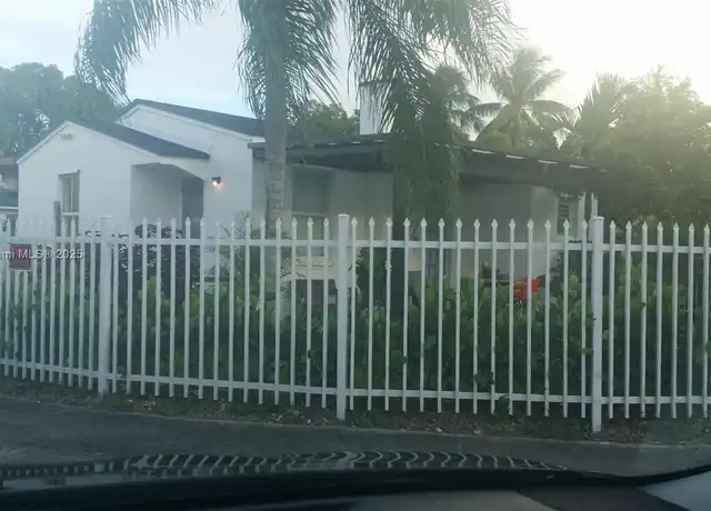 Property at 200 NE 110th St Unit 200, Miami, FL, 33161, 2 beds, 1 bath, [object Object]