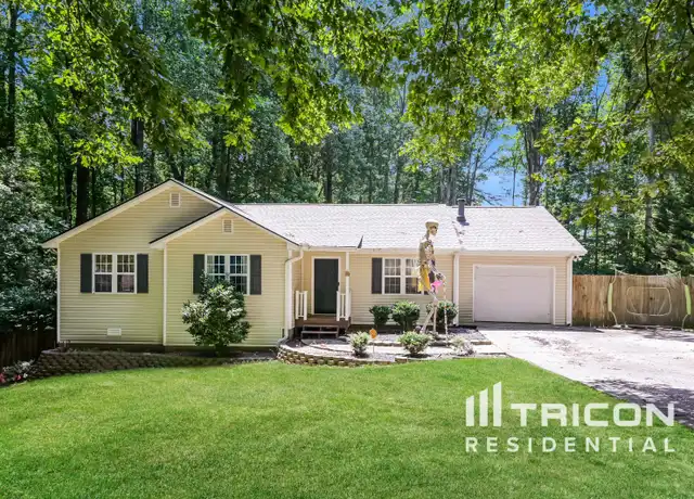 Property at 979 Honeysuckle Trl, Winder, GA, 30680, 3 beds, 1 bath, [object Object]