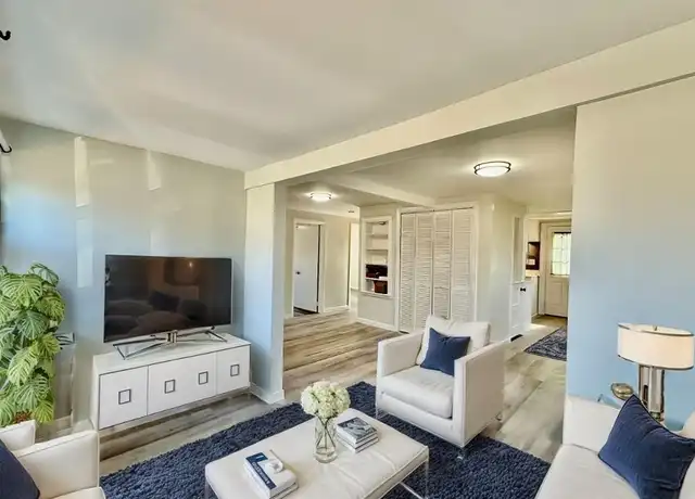Property at 14 Patterson St #14, Weymouth, MA, 02189, 2 beds, 1 bath, [object Object]