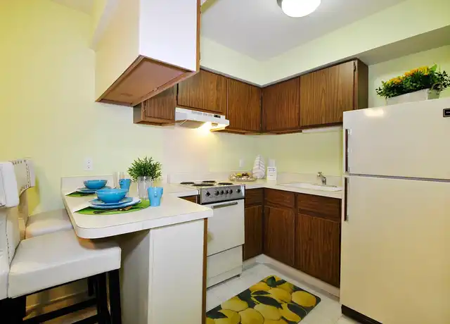 Property at Westhaven Manor - 55+ - 34601 Elmwood St, Westland, MI, 48185, 1-2 bed, 1 bath, [object Object]