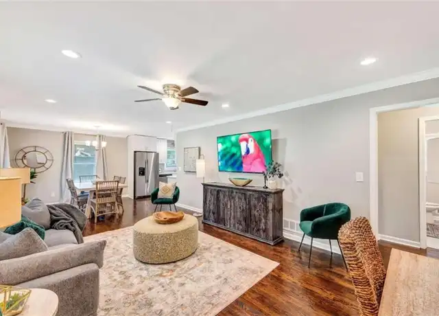 Property at 1376 Sandtown Rd SW, Marietta, GA, 30008, 3 beds, 1 bath, [object Object]