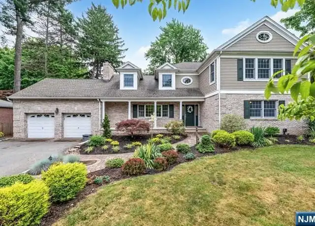 Property at 356 N Farview Ave, Paramus, NJ, 07652, 4 beds, 3 baths, [object Object]